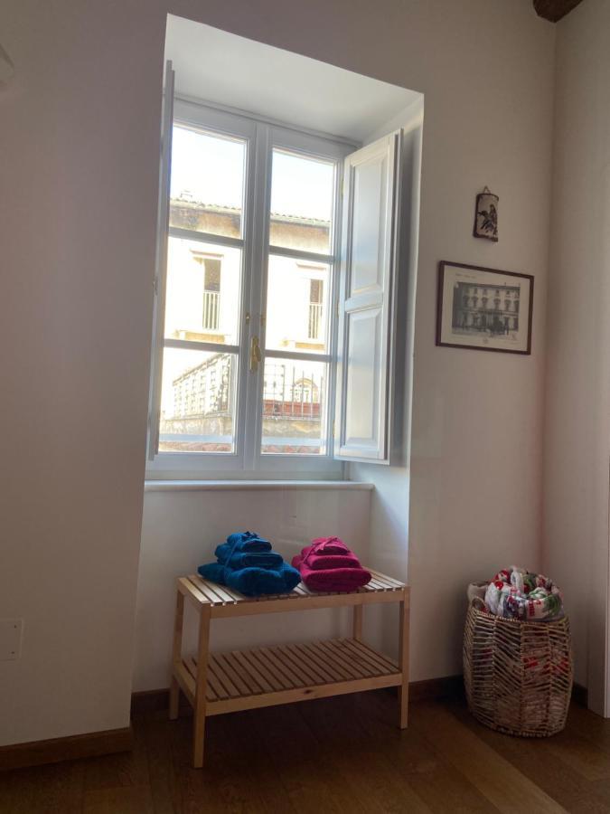 Palazzo Pica Alfieri Centro Storico Bed & Breakfast L'Aquila Exterior photo