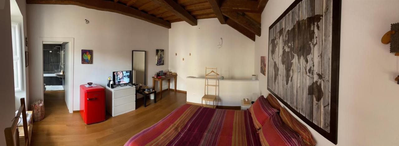 Palazzo Pica Alfieri Centro Storico Bed & Breakfast L'Aquila Exterior photo